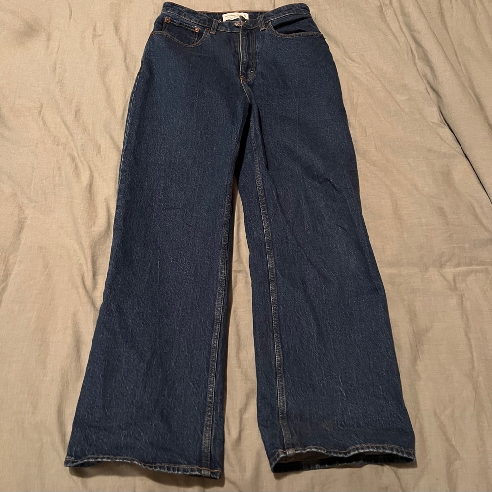 Abercrombie Curve Love 90s Relaxed Jean
